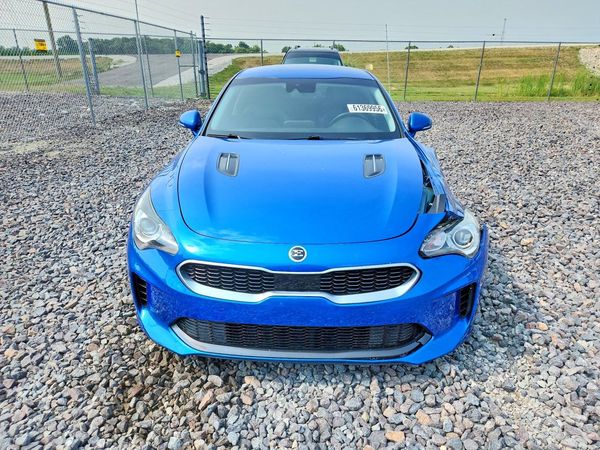 2018 KIA STINGER