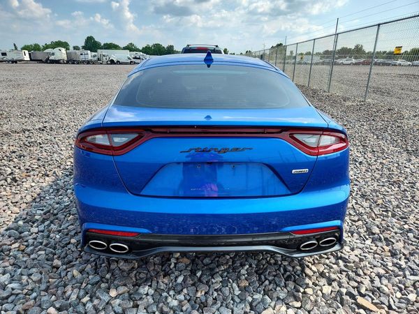 2018 KIA STINGER