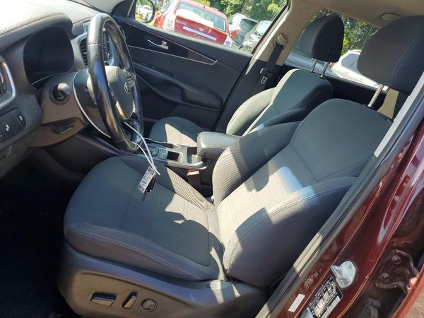 2019 KIA SORENTO L, LX, S