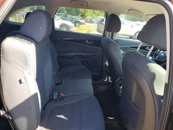 2019 KIA SORENTO L, LX, S