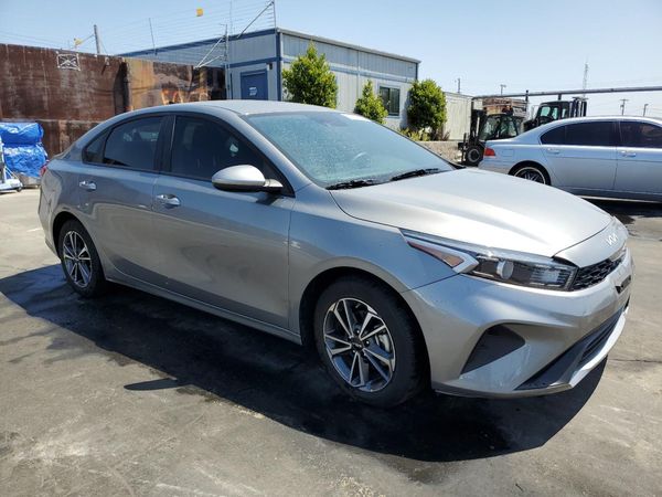 2022 KIA FORTE