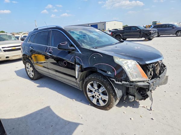 2016 CADILLAC SRX Luxury