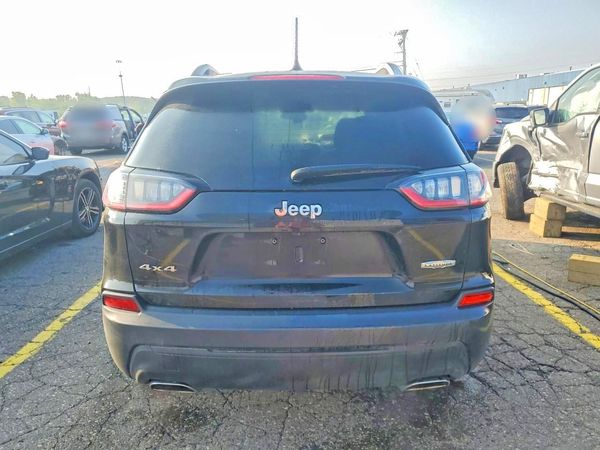 2019 JEEP CHEROKEE LATITUDE 4X4