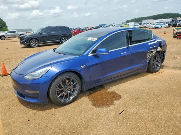 2020 TESLA MODEL 3