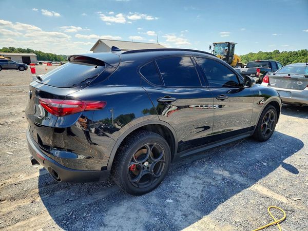 2018 ALFA ROMEO STELVIO TI AWD