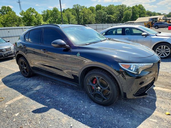 2018 ALFA ROMEO STELVIO TI AWD