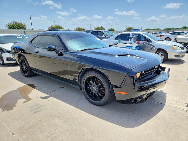 2017 DODGE CHALLENGER SXT
