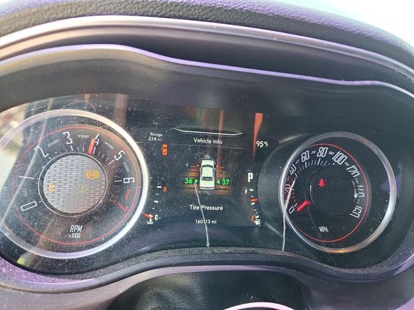 2017 DODGE CHALLENGER SXT