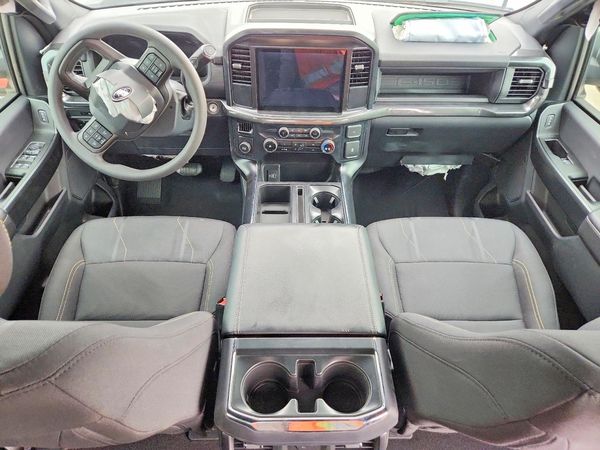 2025 FORD F150