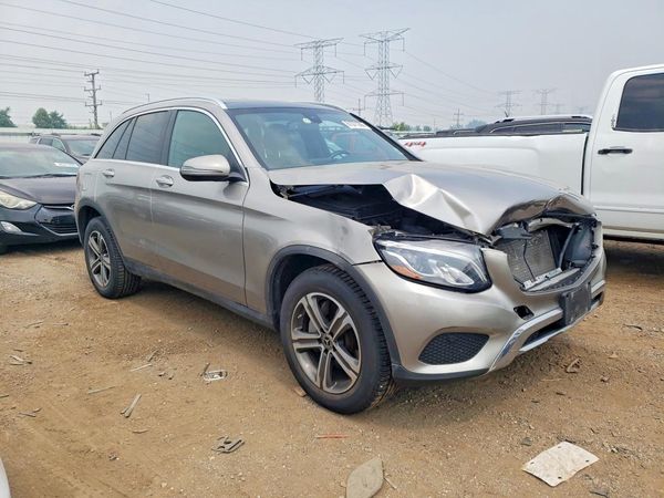 2019 MERCEDES-BENZ GLC GLC 300-4M
