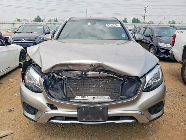 2019 MERCEDES-BENZ GLC GLC 300-4M