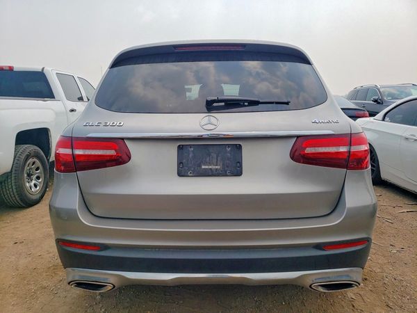 2019 MERCEDES-BENZ GLC GLC 300-4M