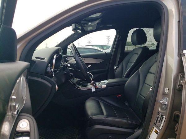 2019 MERCEDES-BENZ GLC GLC 300-4M