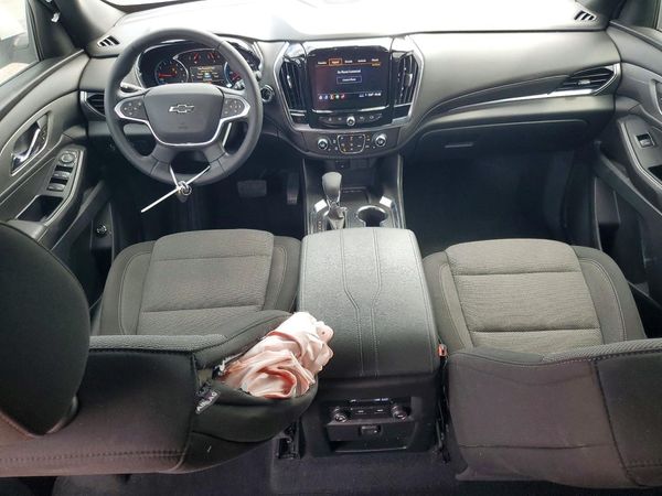 2023 CHEVROLET TRAVERSE LT