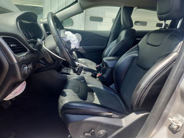 2019 JEEP CHEROKEE LATITUDE PLUS FWD