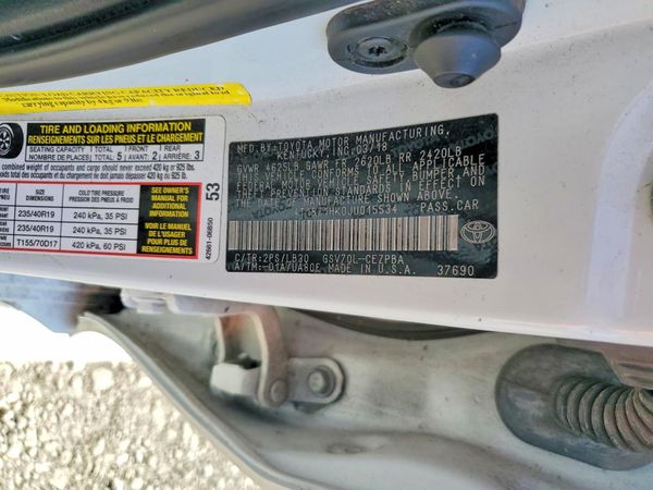 2018 TOYOTA CAMRY