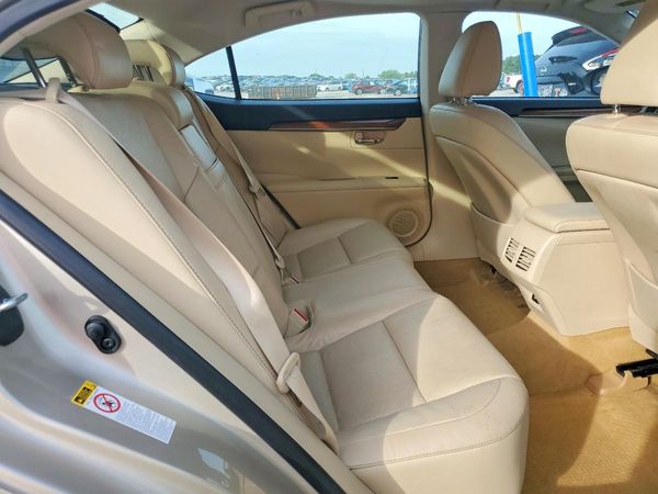 2014 LEXUS ES 300h