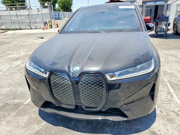 2024 BMW IX xDrive50