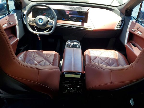 2024 BMW IX xDrive50