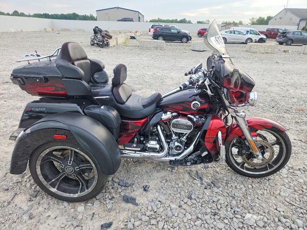 2022 HARLEY-DAVIDSON FLHTCUTGSE
