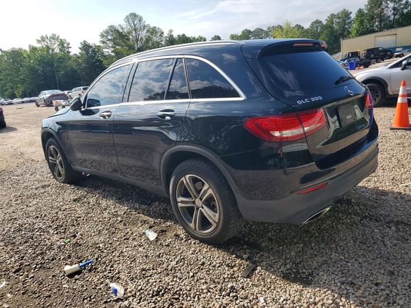 2016 MERCEDES-BENZ GLC GLC300 Base-4M
