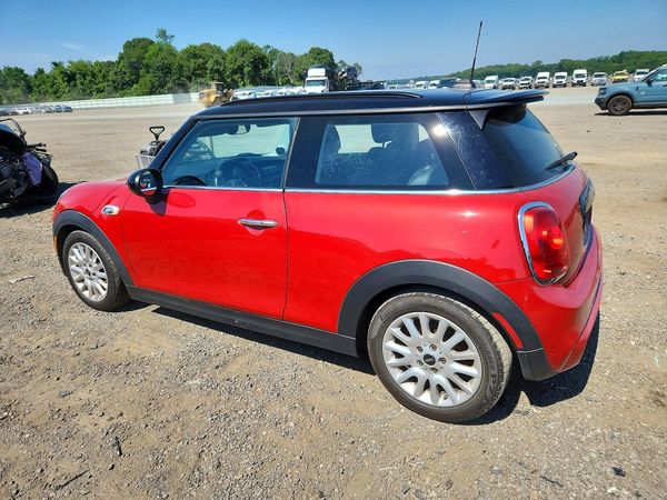 2015 MINI COOPER