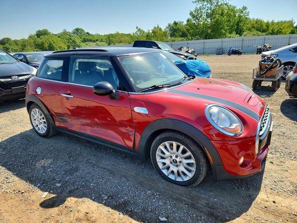 2015 MINI COOPER