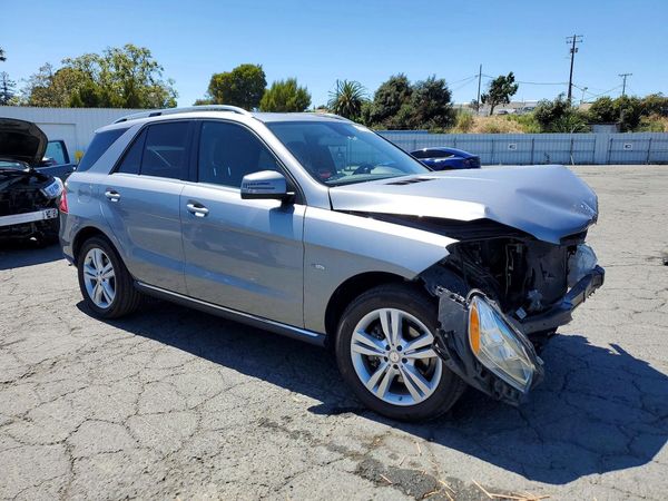 2012 MERCEDES-BENZ ML ML350 4-MATIC