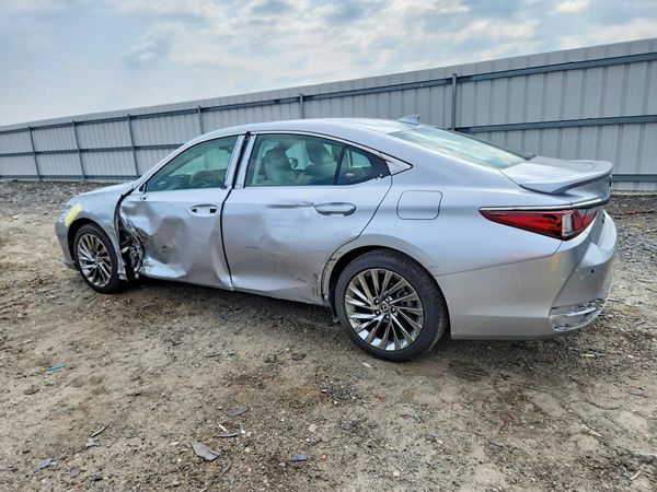 2025 LEXUS ES 300H 300h Luxury