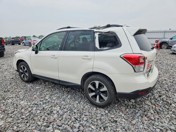 2018 SUBARU FORESTER Premium+ES