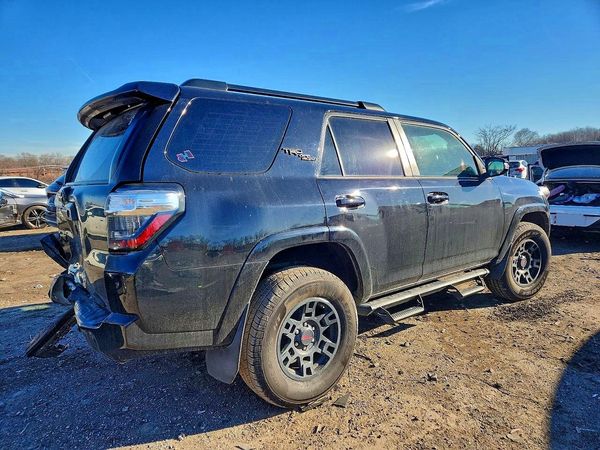 2020 TOYOTA 4RUNNER Base Grade