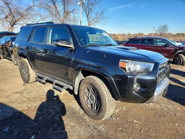 2020 TOYOTA 4RUNNER Base Grade