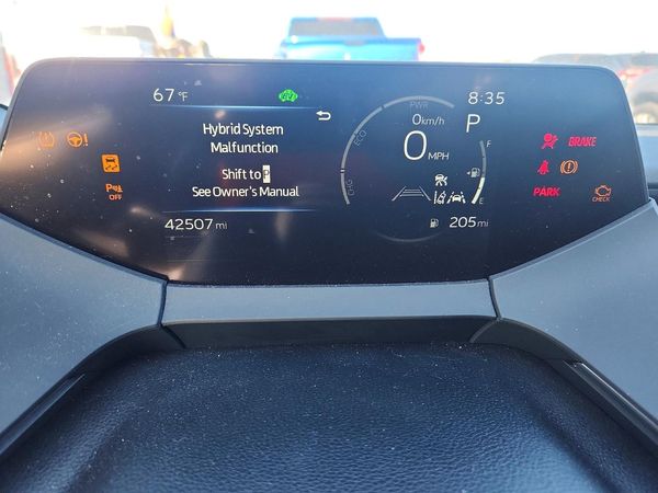 2025 TOYOTA PRIUS