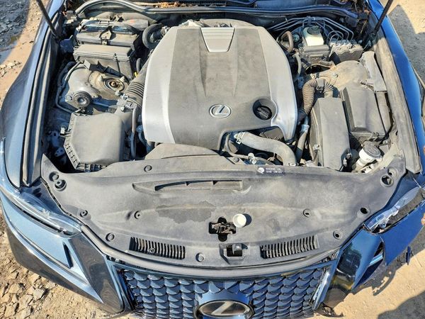 2017 LEXUS IS 300