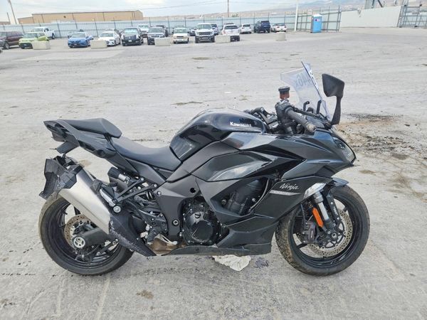 2021 KAWASAKI ZX1002