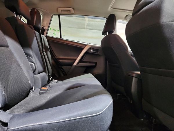2018 TOYOTA RAV4 Adventure/XLE