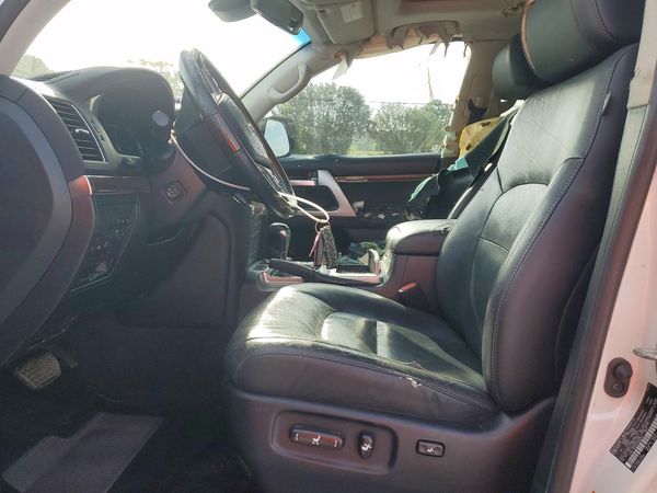 2016 TOYOTA LAND CRUISER VX-R