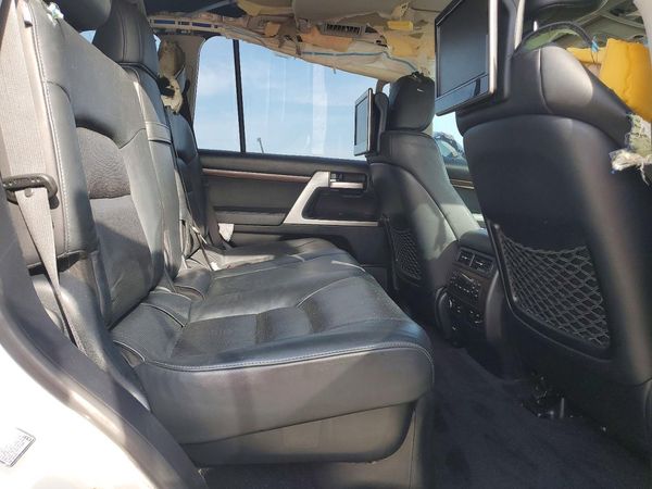 2016 TOYOTA LAND CRUISER VX-R
