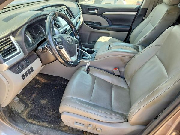 2018 TOYOTA HIGHLANDER SE/XLE