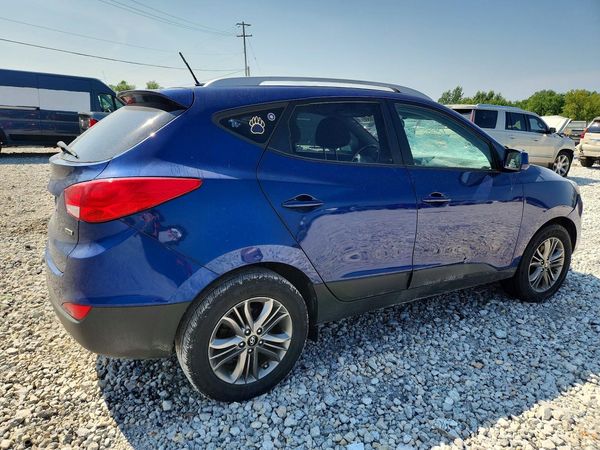 2015 HYUNDAI TUCSON GLS (Middle)