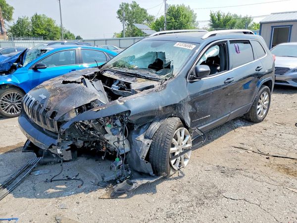 2016 JEEP CHEROKEE Limited — Front 3/4
