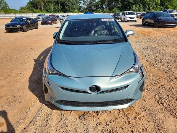 2017 TOYOTA PRIUS