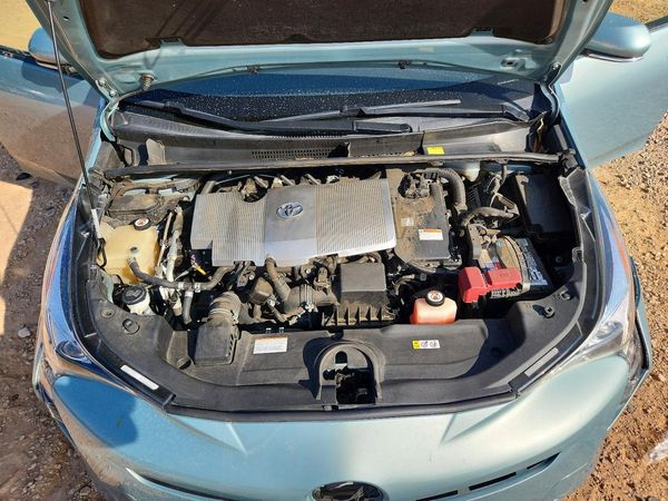 2017 TOYOTA PRIUS