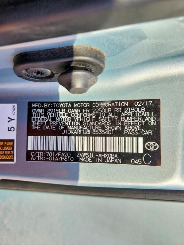 2017 TOYOTA PRIUS