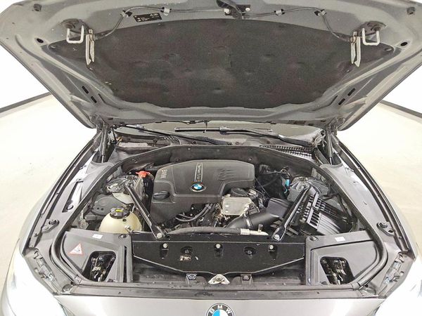 2016 BMW 528