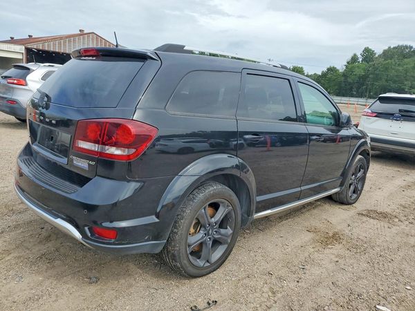 2020 DODGE JOURNEY Crossroad