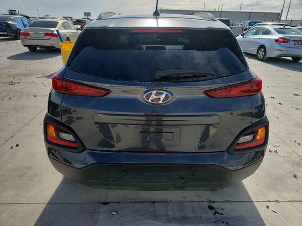 2018 HYUNDAI KONA SEL