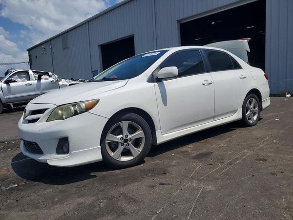 2013 TOYOTA COROLLA