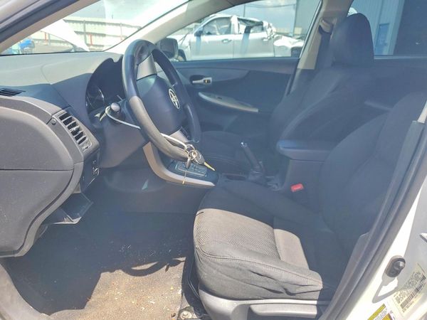 2013 TOYOTA COROLLA