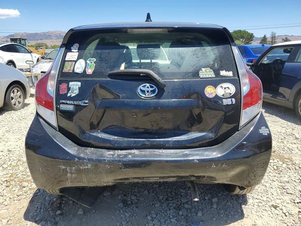2016 TOYOTA PRIUS